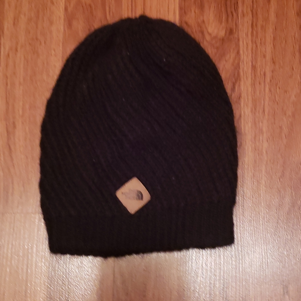 NWOT The North Face beanie